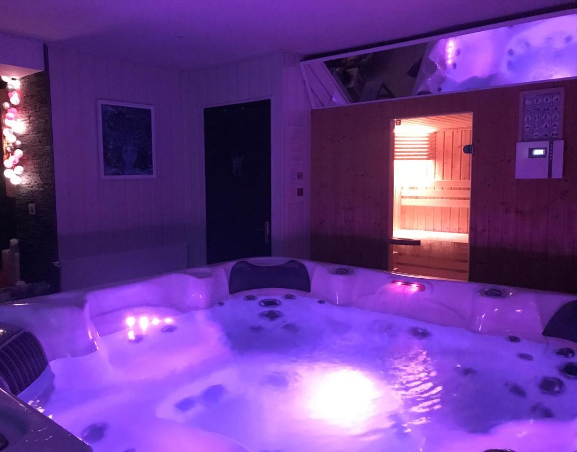 Gite Piscine Jacuzzi Privatises Clos Valentin Freulleville Exteriör bild